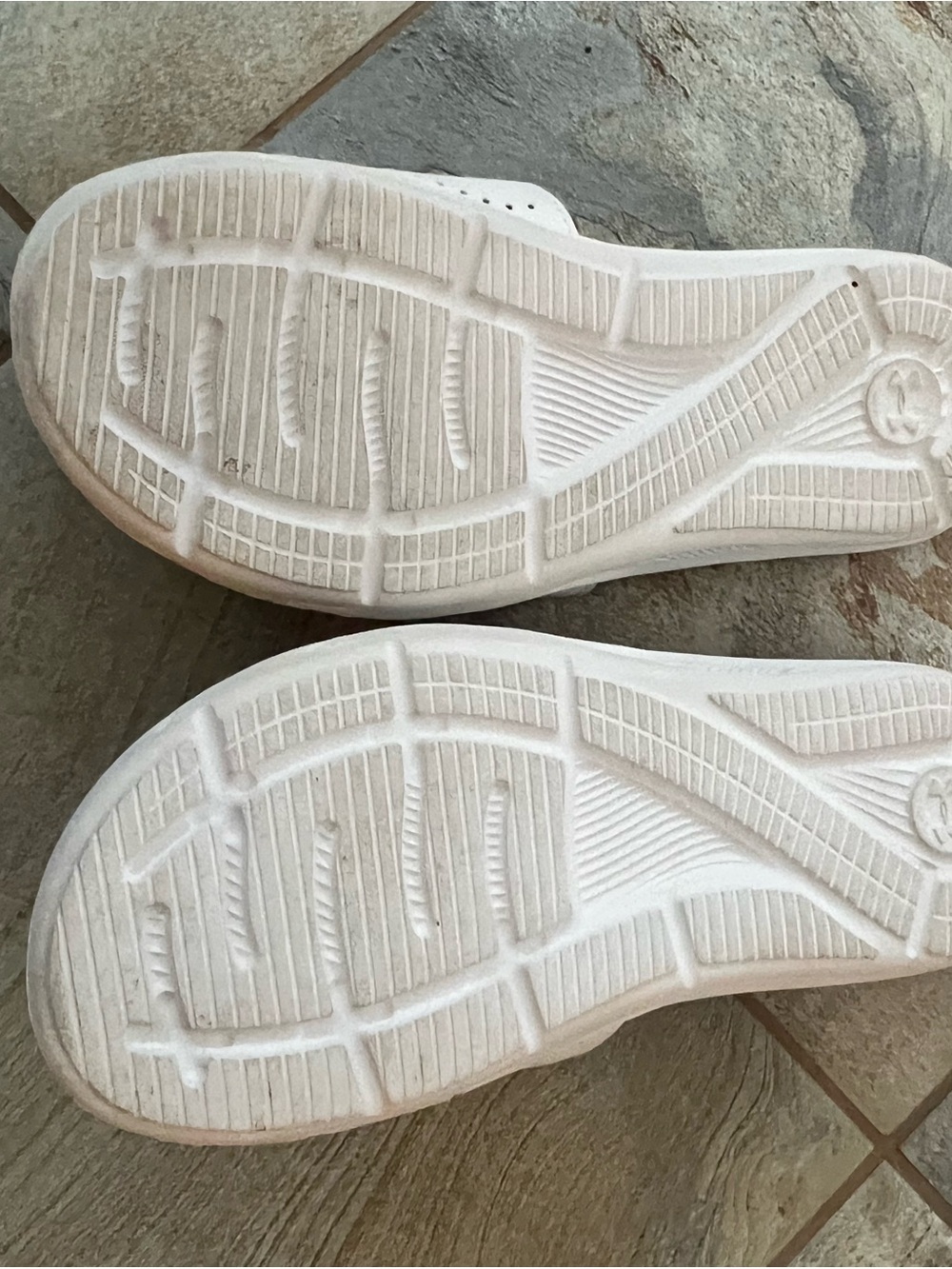 Under Armour White and Black Slide Sandals with Logo Strap - Picture 2 of 3